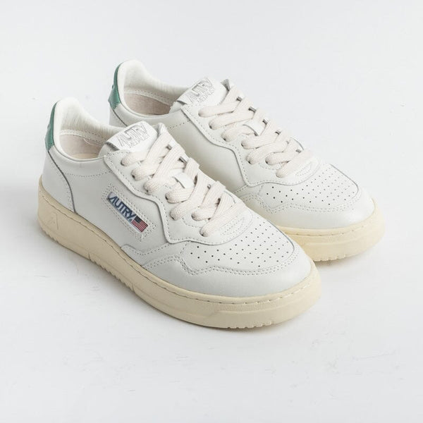AUTRY - AULW LL56 - Sneakers LOW WOM ALL LEAT - White