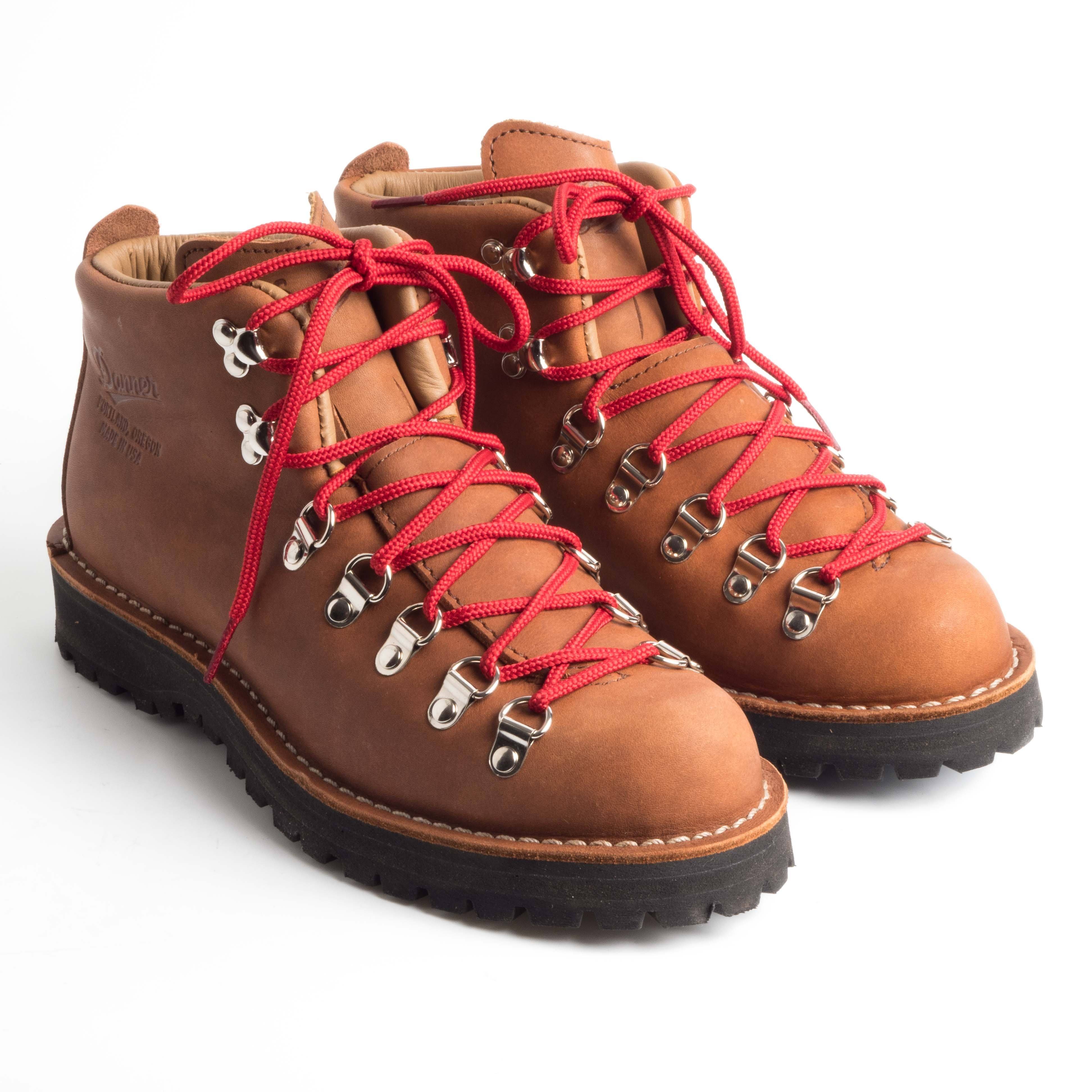 DANNER - AI 2018/19 - 31528 - Mountain Light - Cascade Clovis Scarpe Uomo DANNER 