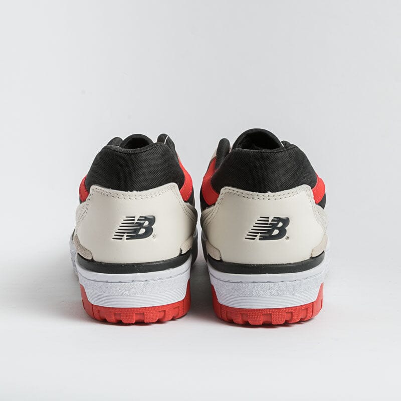 NEW BALANCE - Sneakers Unisex BB550VTB - Bianco Rosso Scarpe Uomo NEW BALANCE - Collezione Uomo 