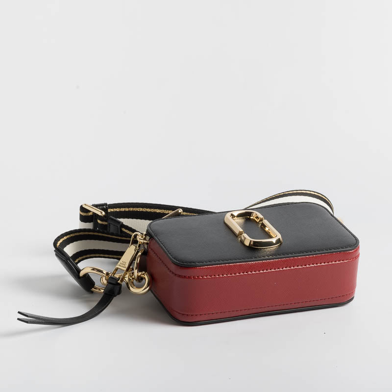 Pochette marc clearance by marc jacobs